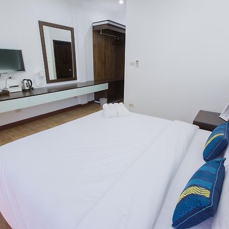 Busara Hotel Chiangmai Chiang Mai Zewnętrze zdjęcie